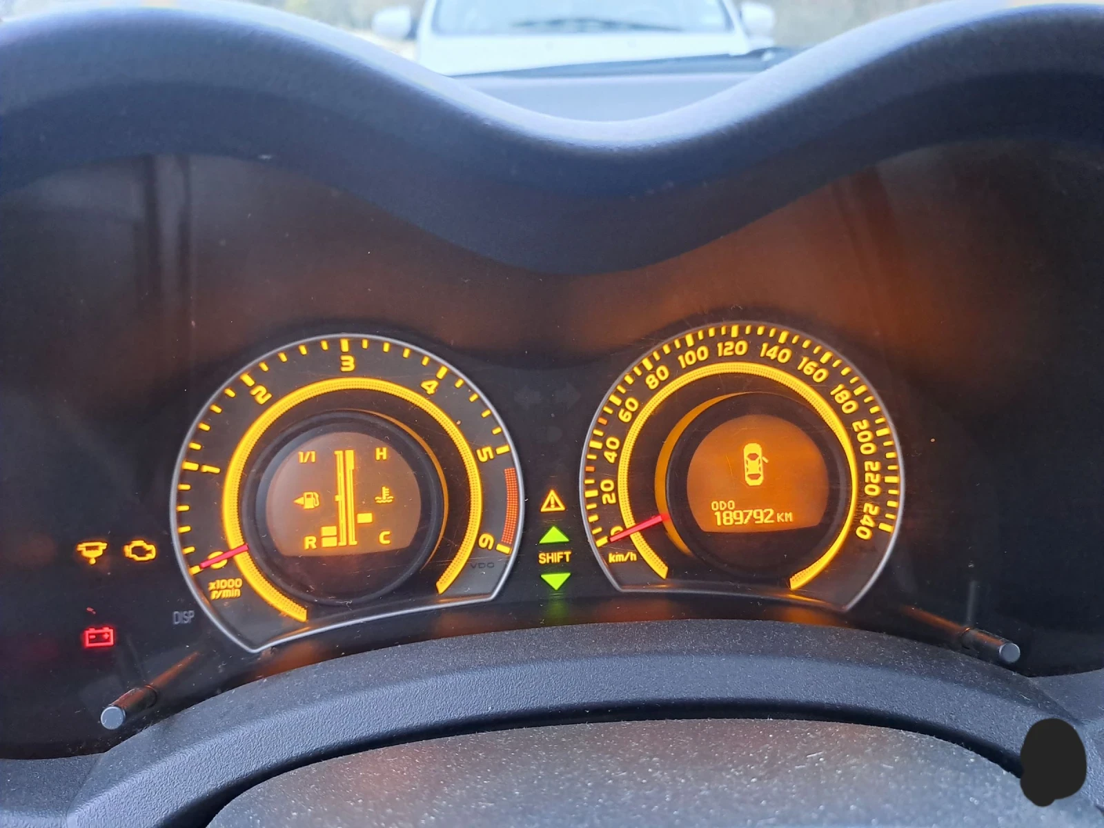 Toyota Auris, снимка 9 - Автомобили и джипове - 55581067