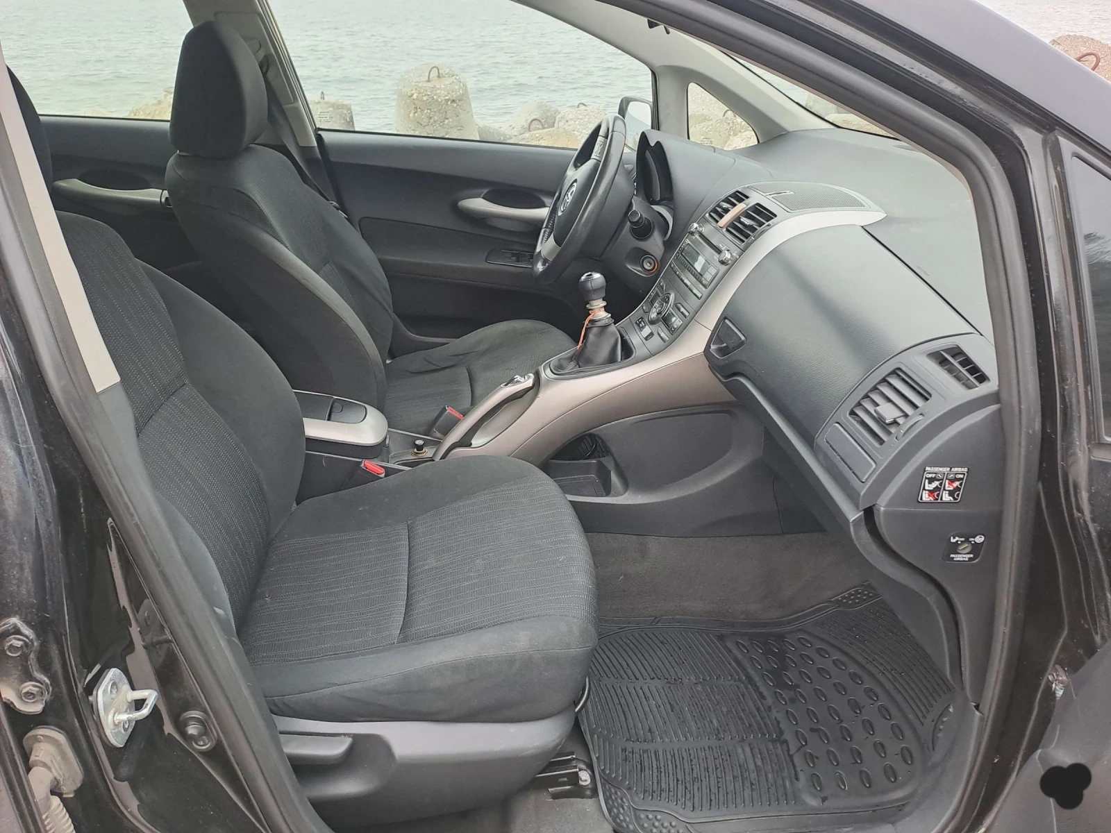 Toyota Auris, снимка 7 - Автомобили и джипове - 55581067