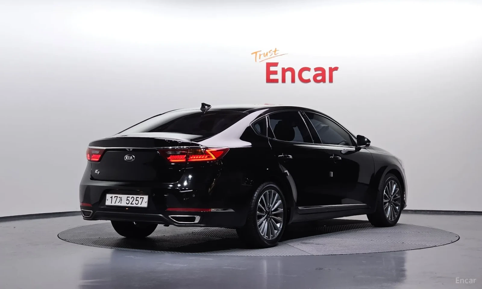 Kia K7 Фулл екстри\Подгрев\Обдухване, снимка 2 - Автомобили и джипове - 55587596