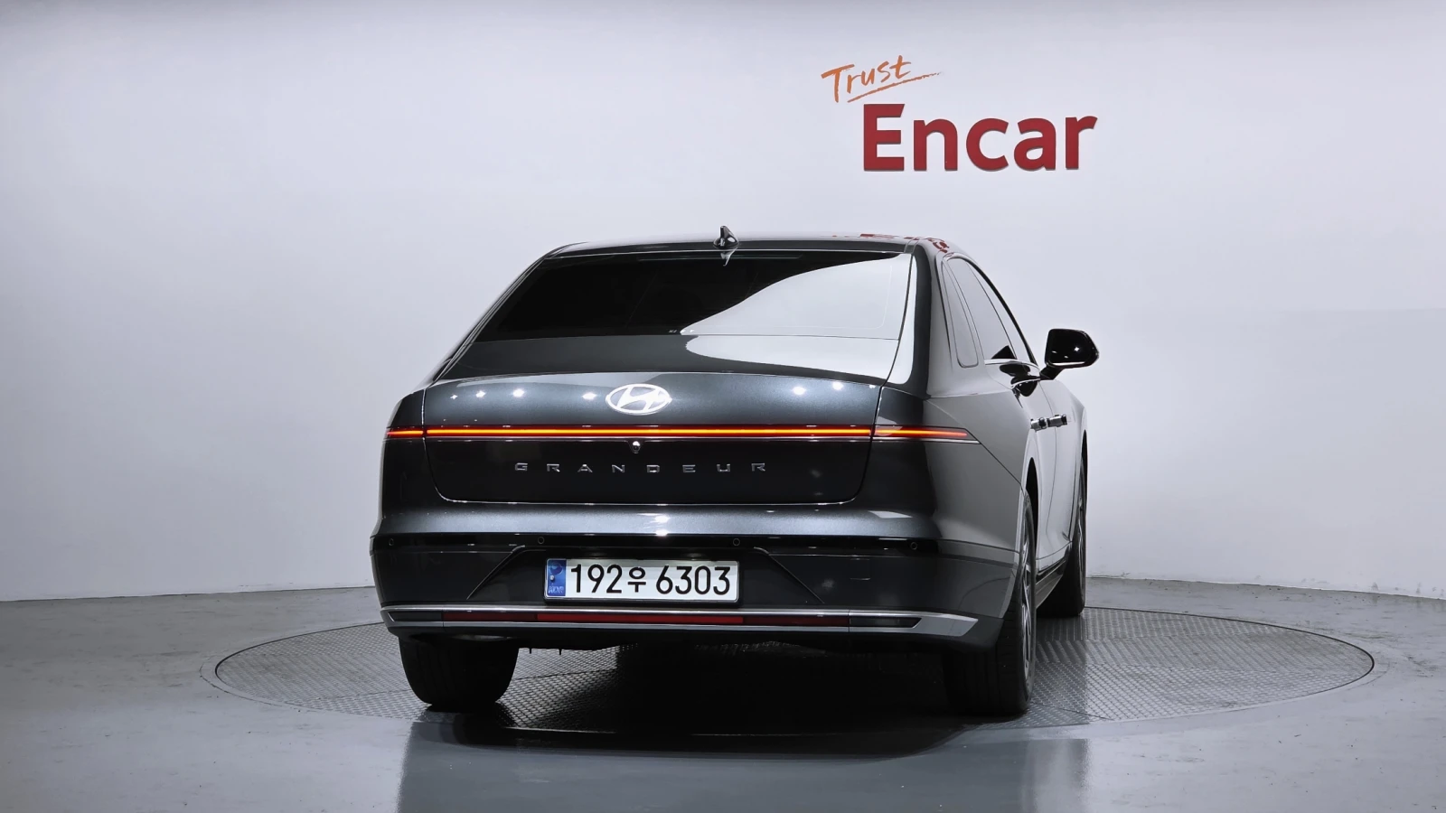 Hyundai Grandeur 2024* LED* DIGITAL* DIS* ОБДУХ* КАМЕРА, снимка 4 - Автомобили и джипове - 55977370