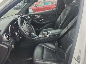 Mercedes-Benz GLC 300 CARFAX/360 КАМ/ПОДГРЕВ/ПАМЕТ/ПАНОРАМА, снимка 5