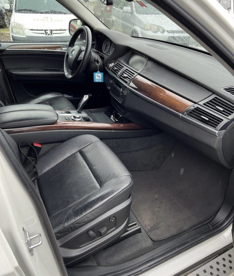 BMW X5 3.0, снимка 12 - Автомобили и джипове - 46071190