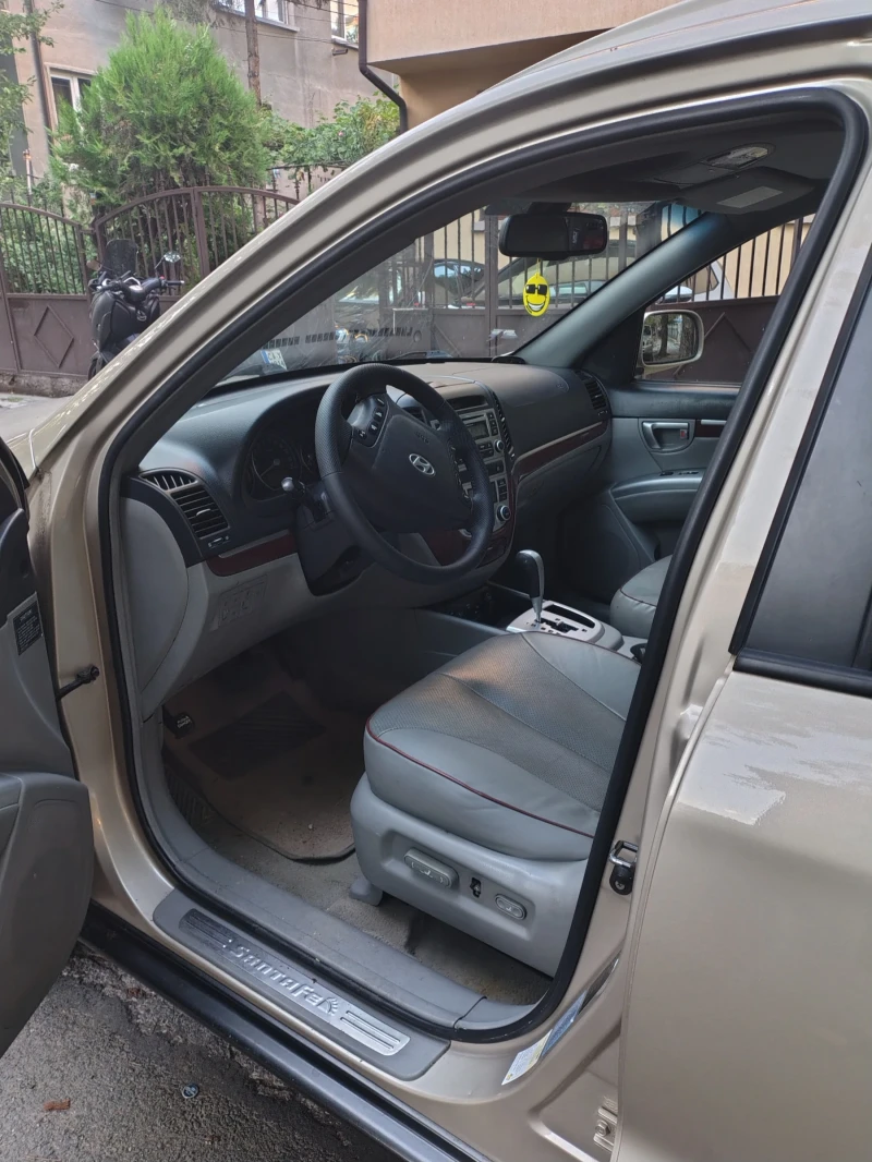 Hyundai Santa fe, снимка 9 - Автомобили и джипове - 51570485