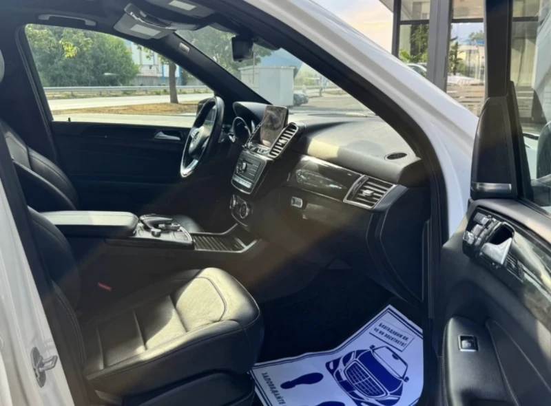 Mercedes-Benz GLE 400 3.0 BITURBO, снимка 8 - Автомобили и джипове - 52724363