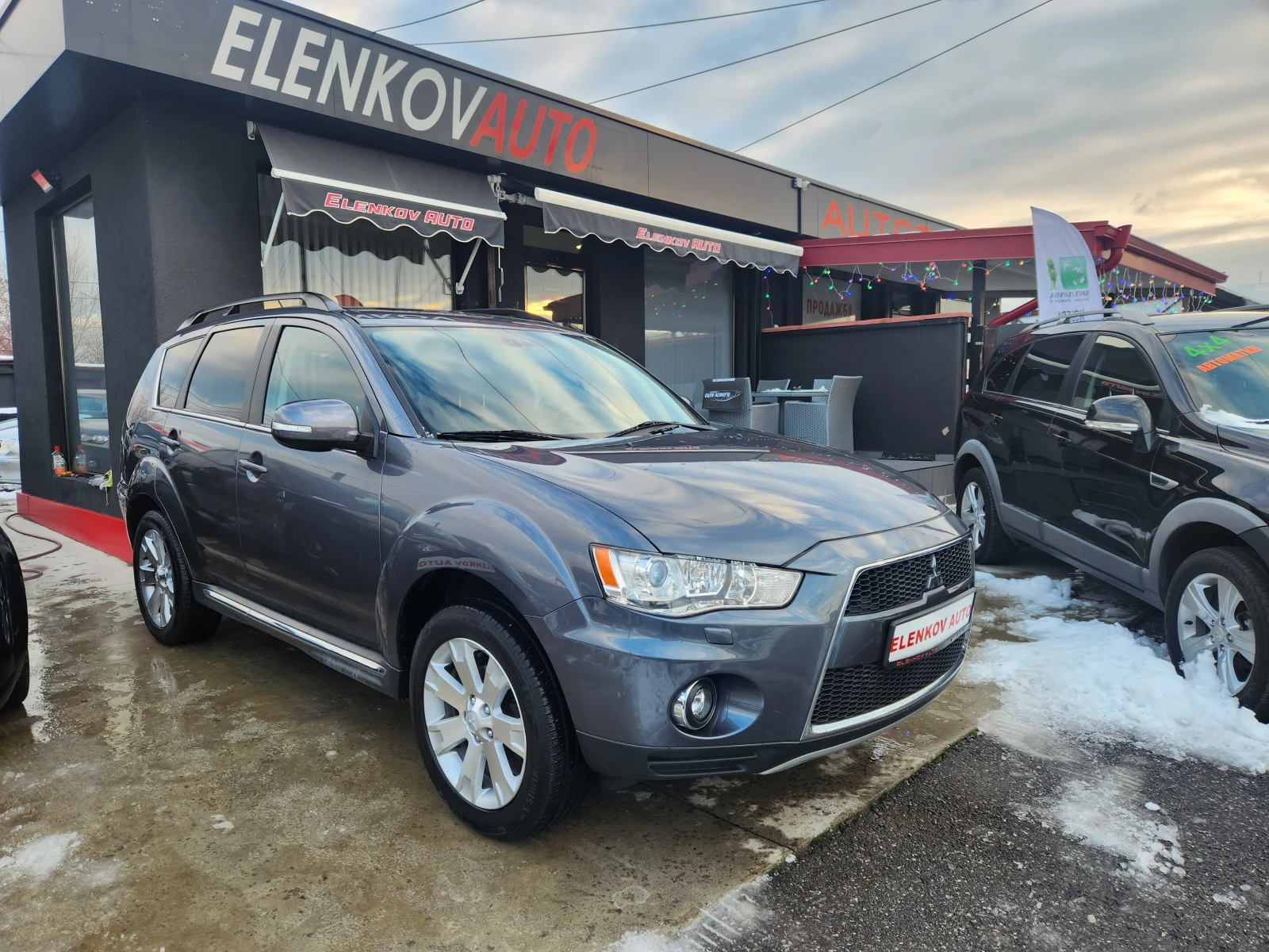 Mitsubishi Outlander 2.4i-170к.с 4Х4-АВТОМАТИК-НАВИГАЦИЯ-7м-ШВЕЙЦАРИЯ - [1] 