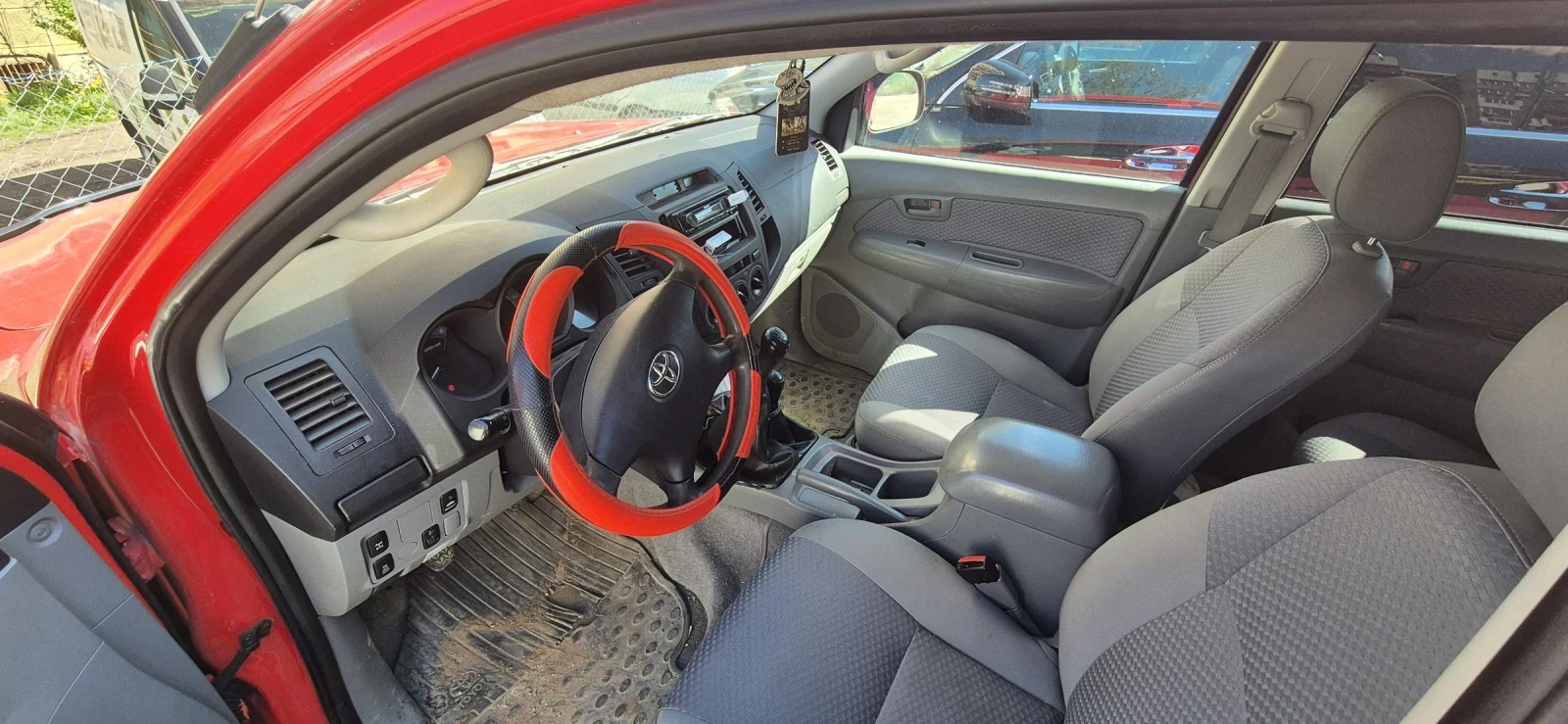 Toyota Hilux  - изображение 6