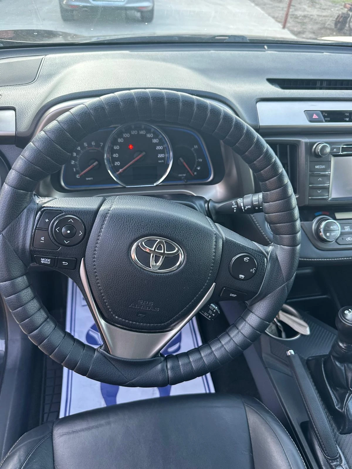 Toyota Rav4 AWD - изображение 8