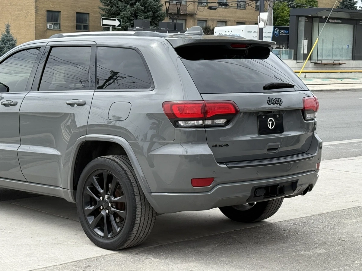 Jeep Grand cherokee LAREDO 3.6i Nardo Grey - изображение 4