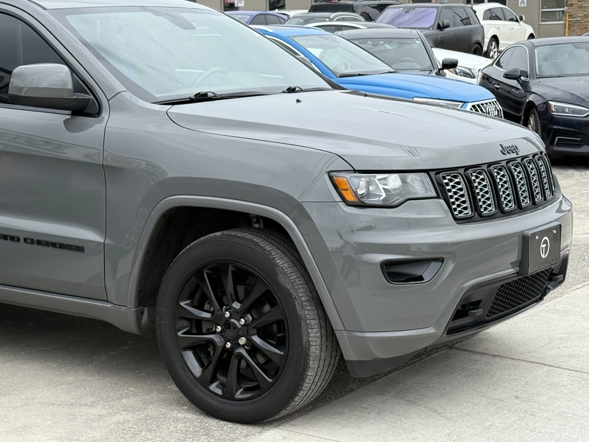 Jeep Grand cherokee LAREDO 3.6i Nardo Grey - изображение 3