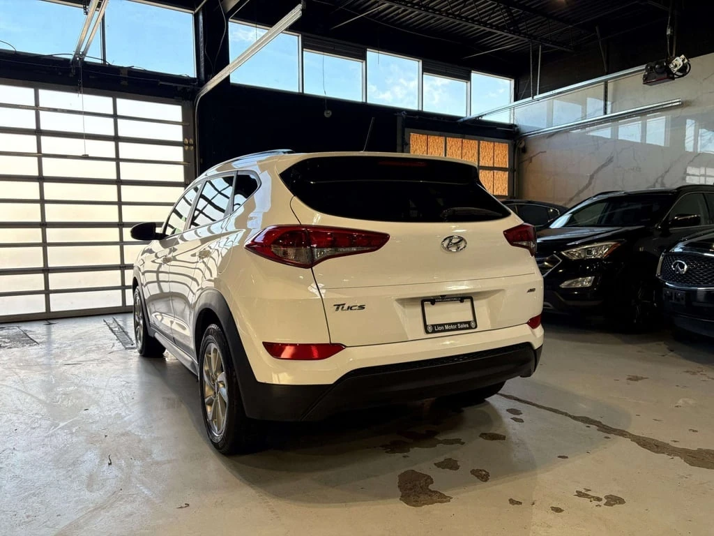 Hyundai Tucson SE* AWD* No Accidents* Leather - изображение 4