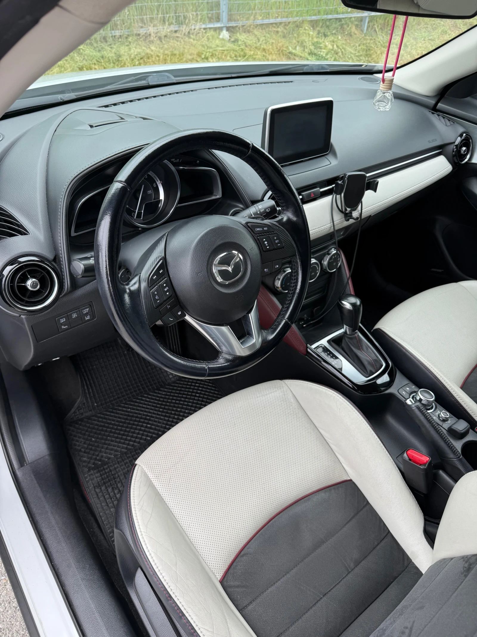 Mazda CX-3, снимка 8 - Автомобили и джипове - 54484565