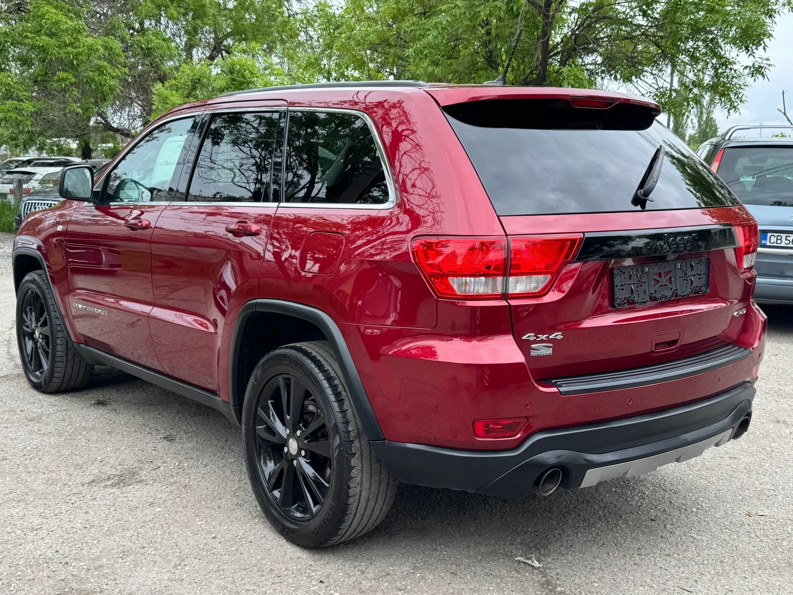 Jeep Grand cherokee S-LIMITED EDITION!!, снимка 4 - Автомобили и джипове - 54487388