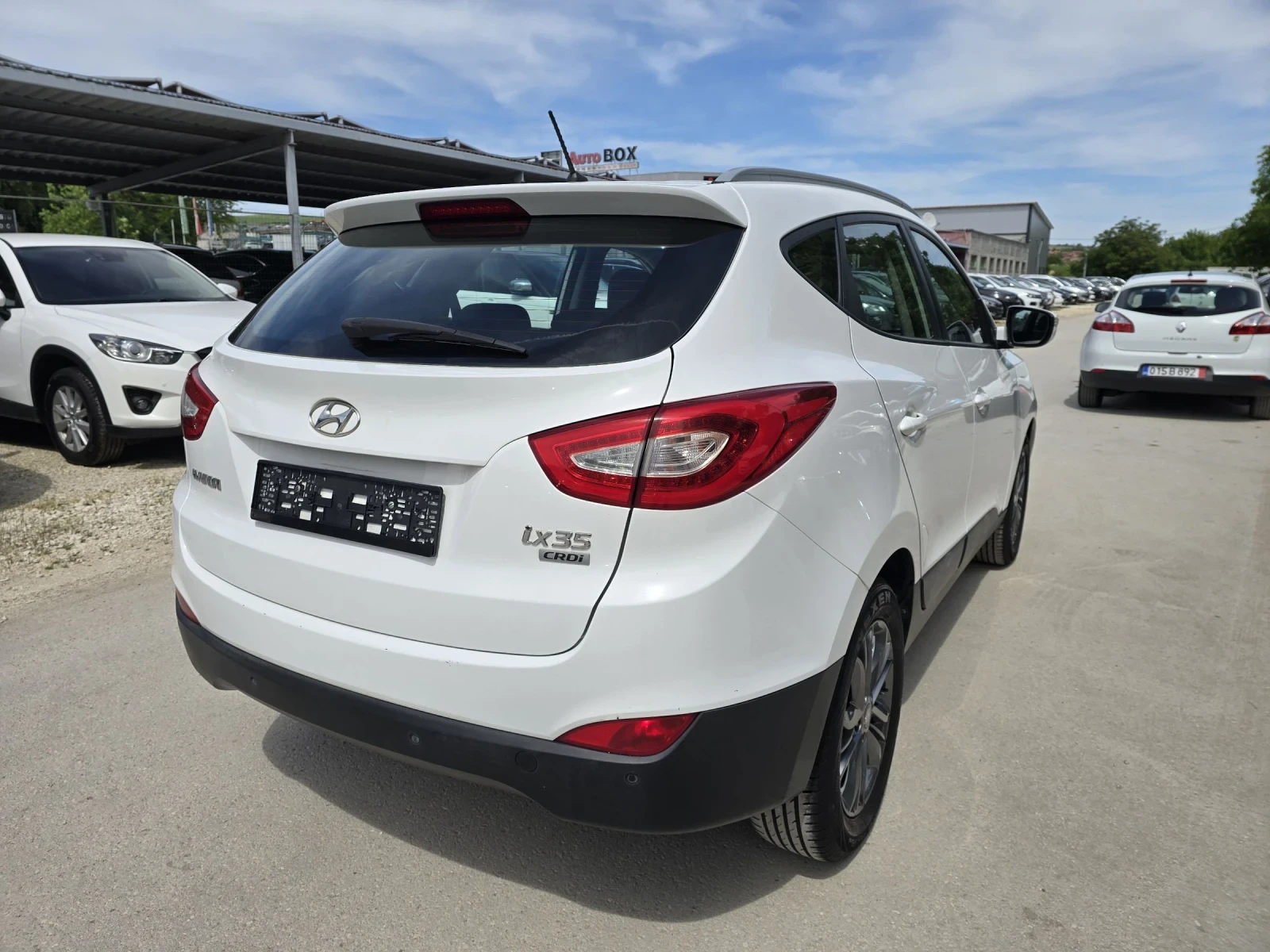 Hyundai IX35 1.7crdi 116к.с 2wd Кожа Подгряване , снимка 4 - Автомобили и джипове - 54608626