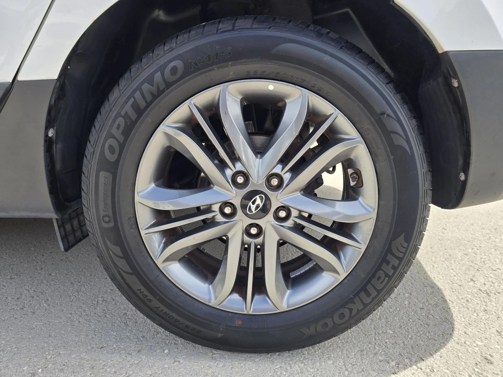 Hyundai IX35 1.7crdi 116к.с 2wd Кожа Подгряване , снимка 9 - Автомобили и джипове - 54608626