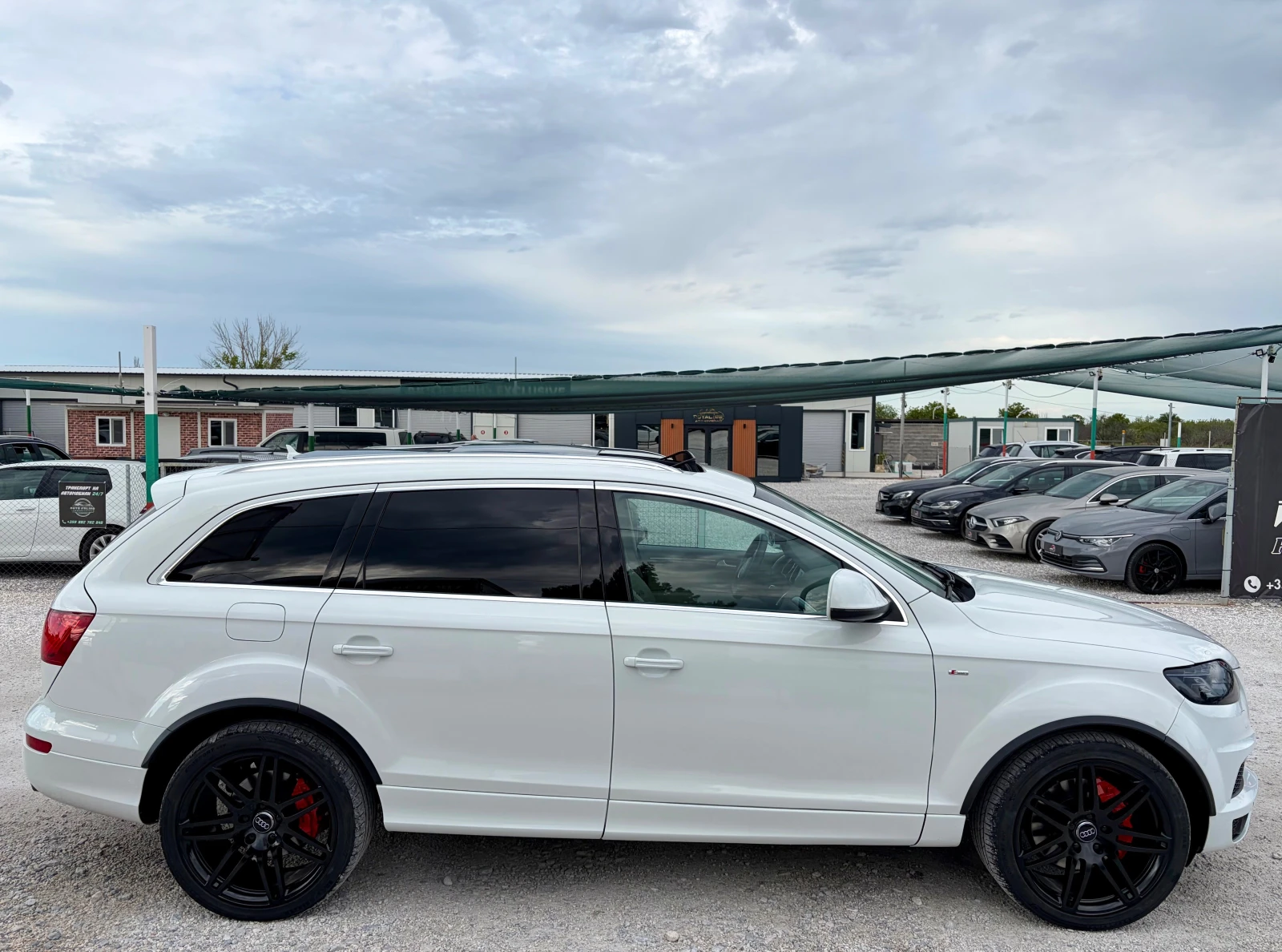 Audi Q7 3.0TDI QUATTRO S-LINE 3xTV 8ZF FULL MAX TOP, снимка 7 - Автомобили и джипове - 54630702