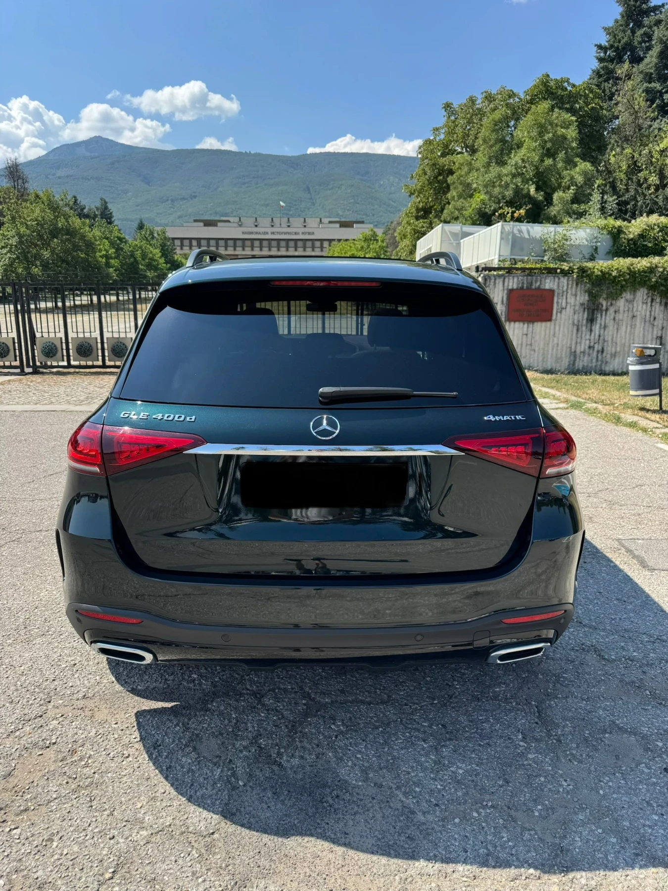 Mercedes-Benz GLE 400 D AMG Panorama 360 Burmester HeadUp Гаранция, снимка 4 - Автомобили и джипове - 56226810
