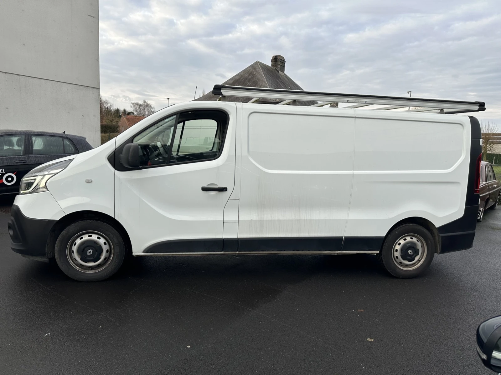 Renault Trafic L2H1 2.0 DCI 120HP - изображение 8