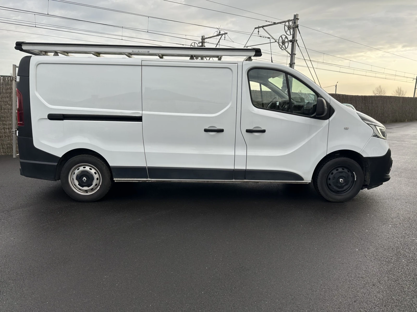 Renault Trafic L2H1 2.0 DCI 120HP - изображение 3