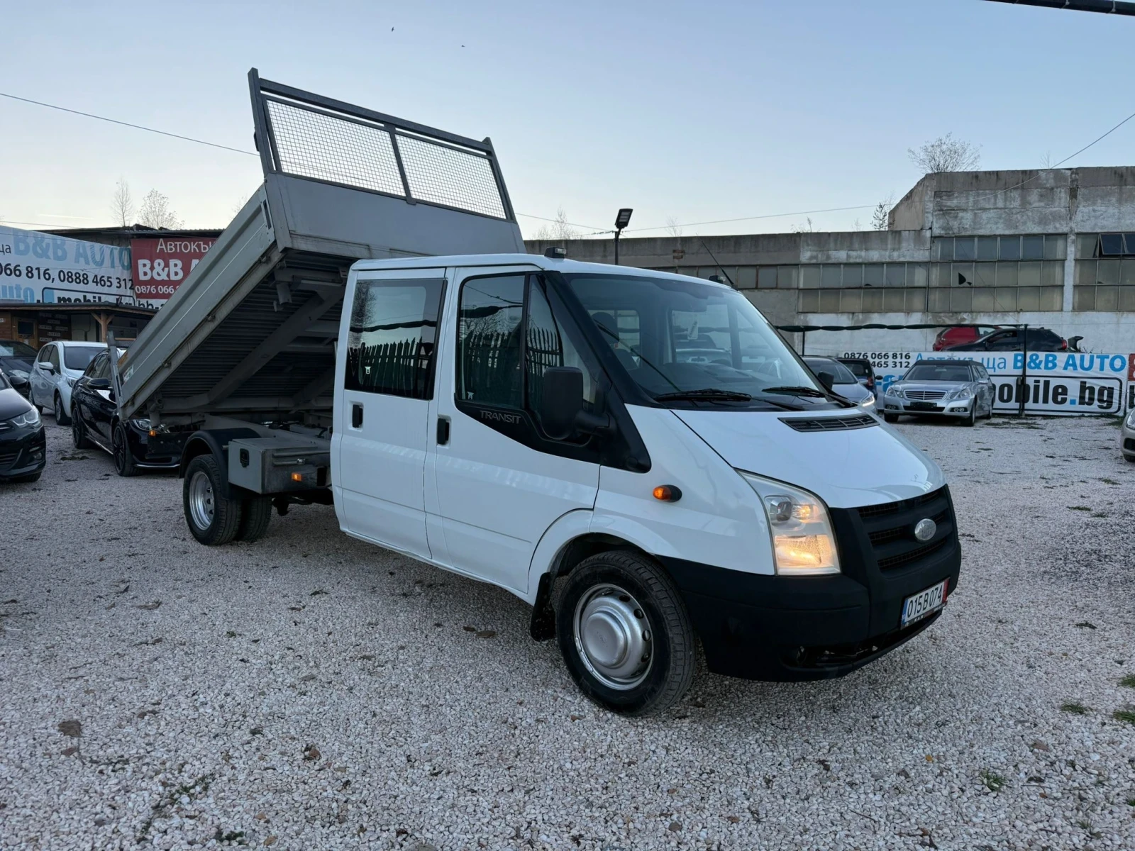 Ford Transit 2.4 Дизел, Тристранен самосвал, 7 местен, Климатик - изображение 2