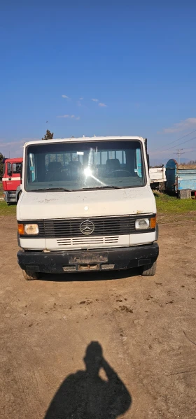 Mercedes-Benz 711 Бракуван , снимка 1