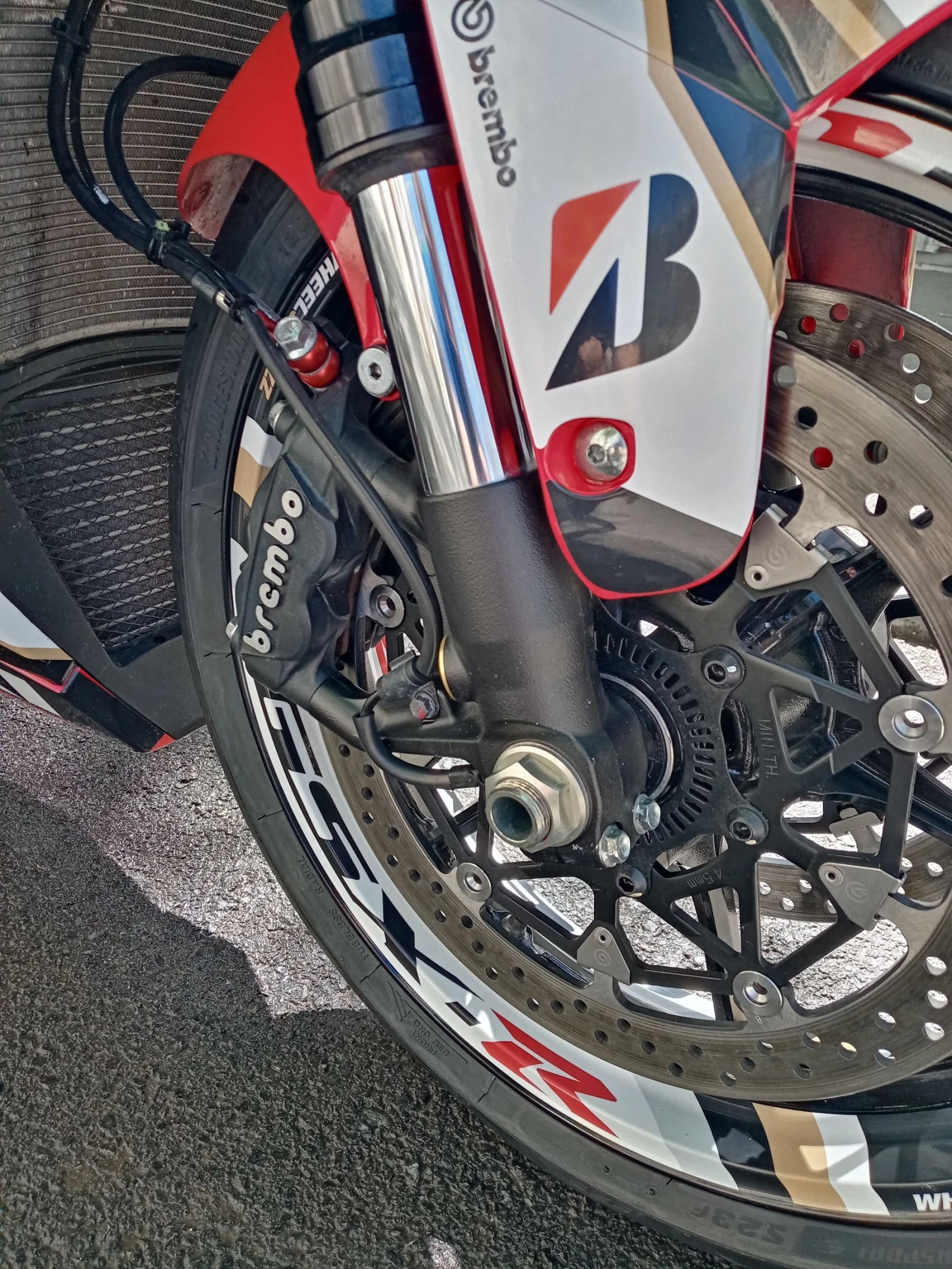 Suzuki Gsxr 1000 M0 Sc project Abs, Trc - изображение 9