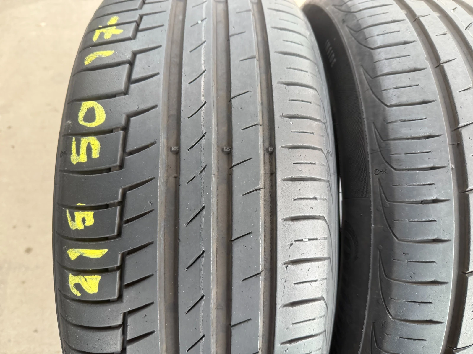 Гуми Летни 215/50R17, снимка 2 - Гуми и джанти - 53992523