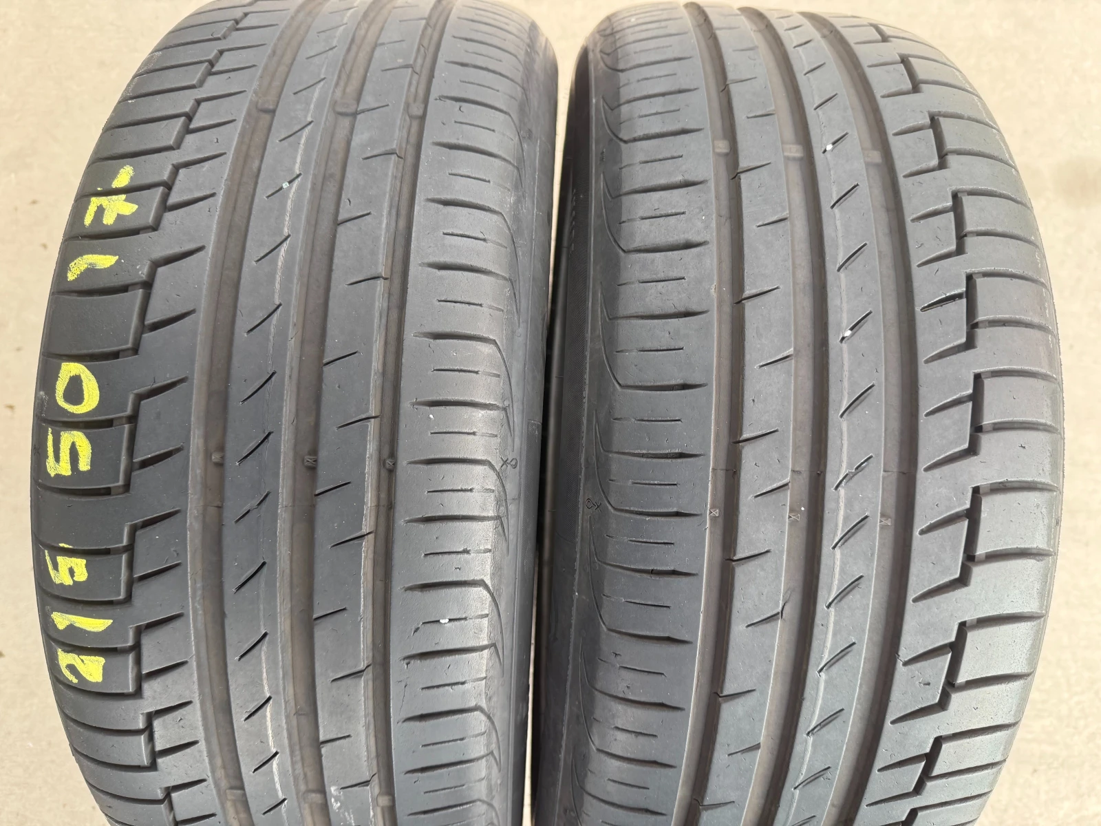 Гуми Летни 215/50R17, снимка 4 - Гуми и джанти - 53992523