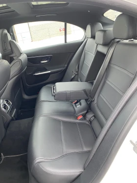 Mercedes-Benz C 300 4MATIC, снимка 14