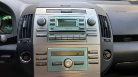 Toyota Corolla verso, снимка 11