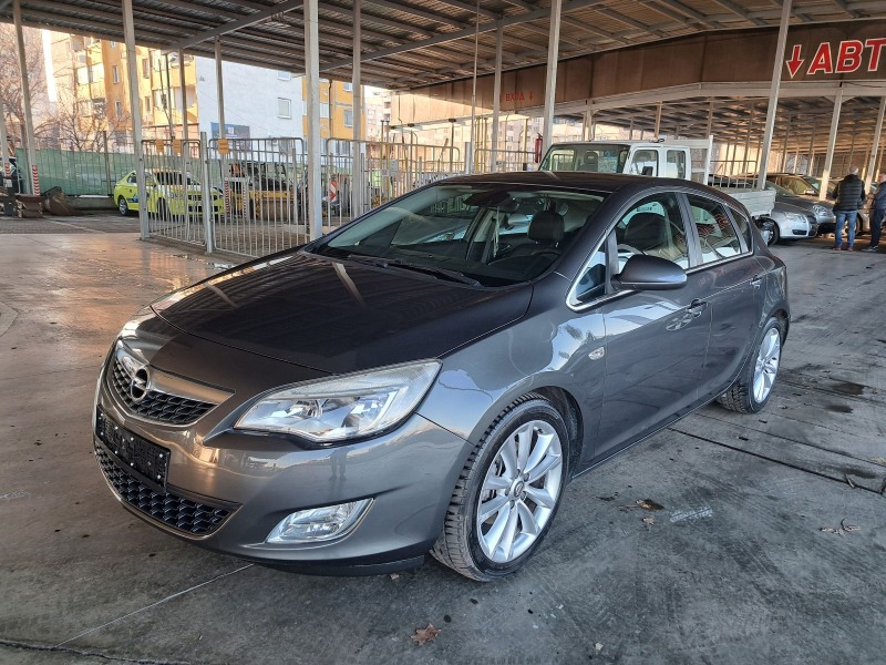 Opel Astra 1.3CDTI 90PS.NAVI ITALIA, снимка 1 - Автомобили и джипове - 43584823