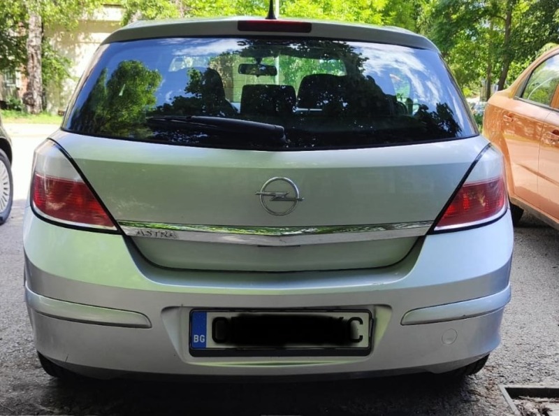 Opel Astra, снимка 2 - Автомобили и джипове - 46287996