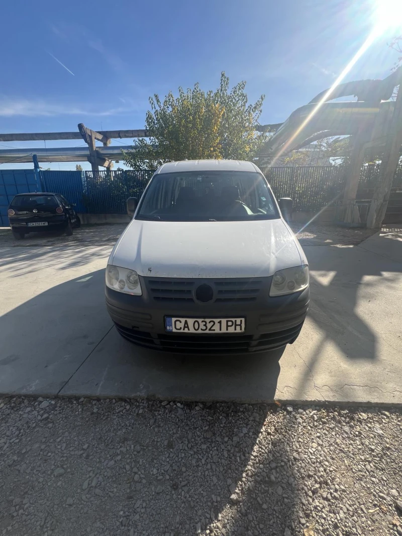 VW Caddy, снимка 5 - Автомобили и джипове - 47630680