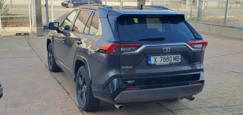 Toyota Rav4 Hybrid AWD, снимка 4 - Автомобили и джипове - 48115439