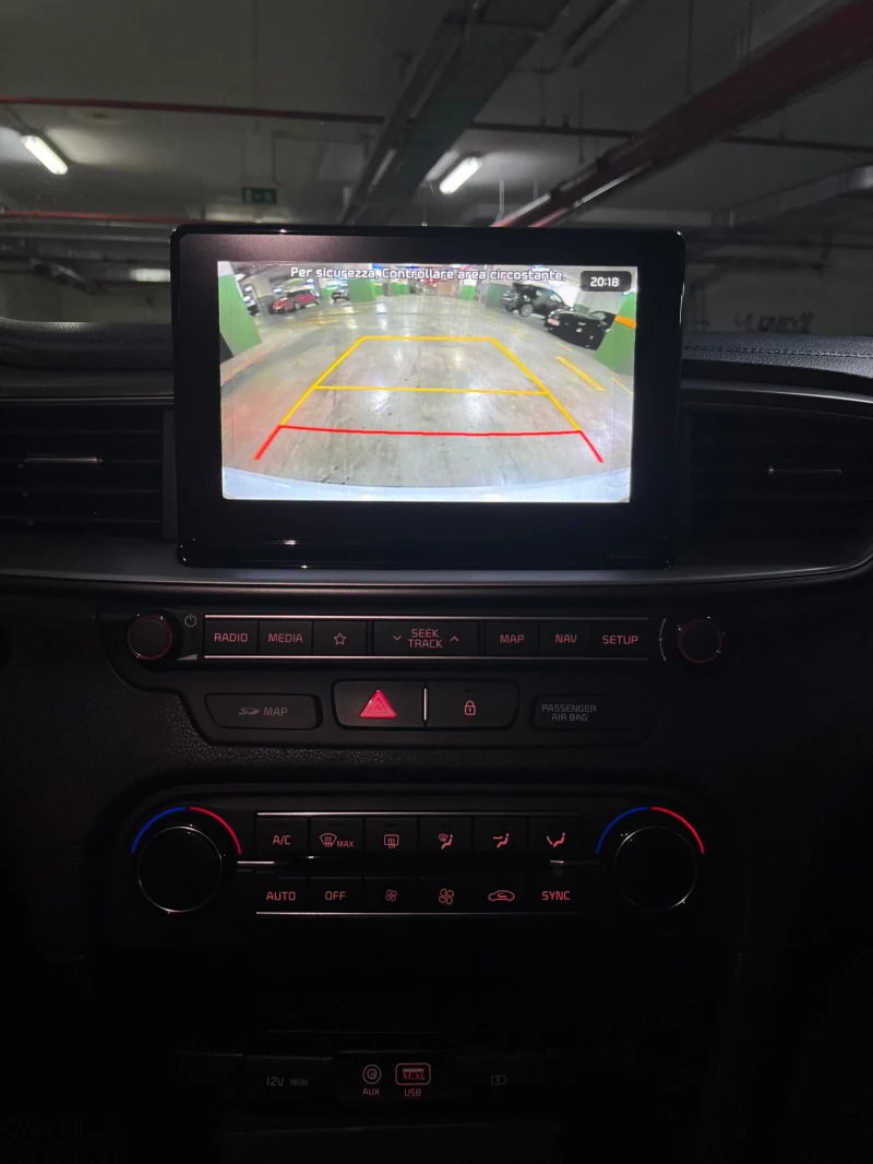 Kia Ceed 1.4 GDi AUTOMAT, снимка 12 - Автомобили и джипове - 52375540