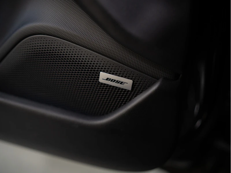 Porsche Taycan * Performance Plus * 4x4 * Sport-Chrono, снимка 14 - Автомобили и джипове - 52811165