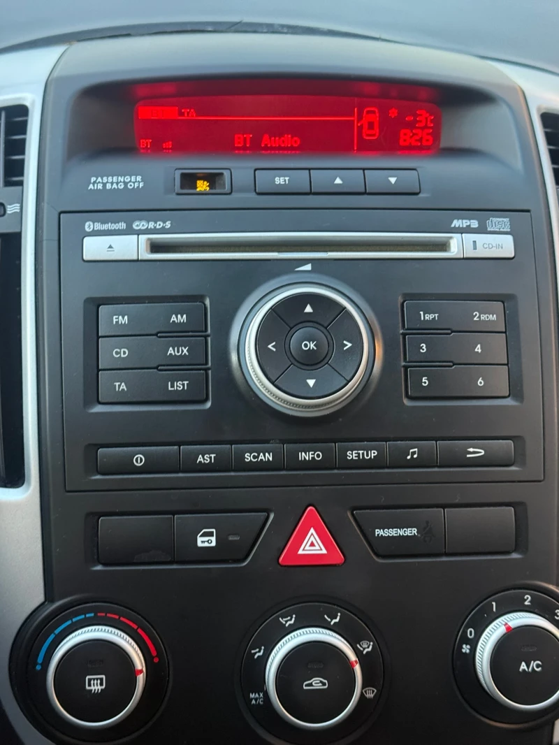 Kia Ceed, снимка 14 - Автомобили и джипове - 52939974