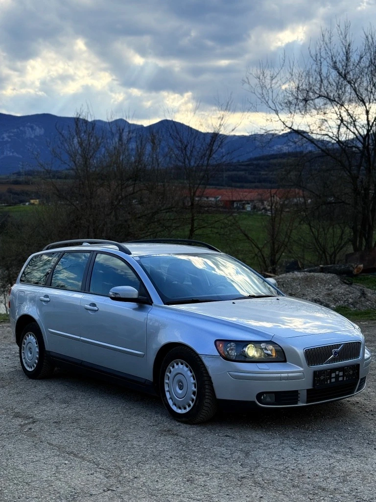 Volvo V50 * 1.6D 110hp * , снимка 4 - Автомобили и джипове - 54008937