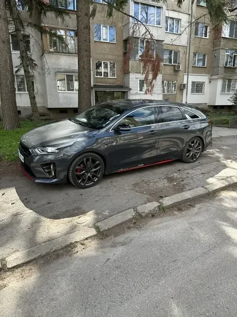 Kia Pro ceed 1.6, снимка 7 - Автомобили и джипове - 54883618
