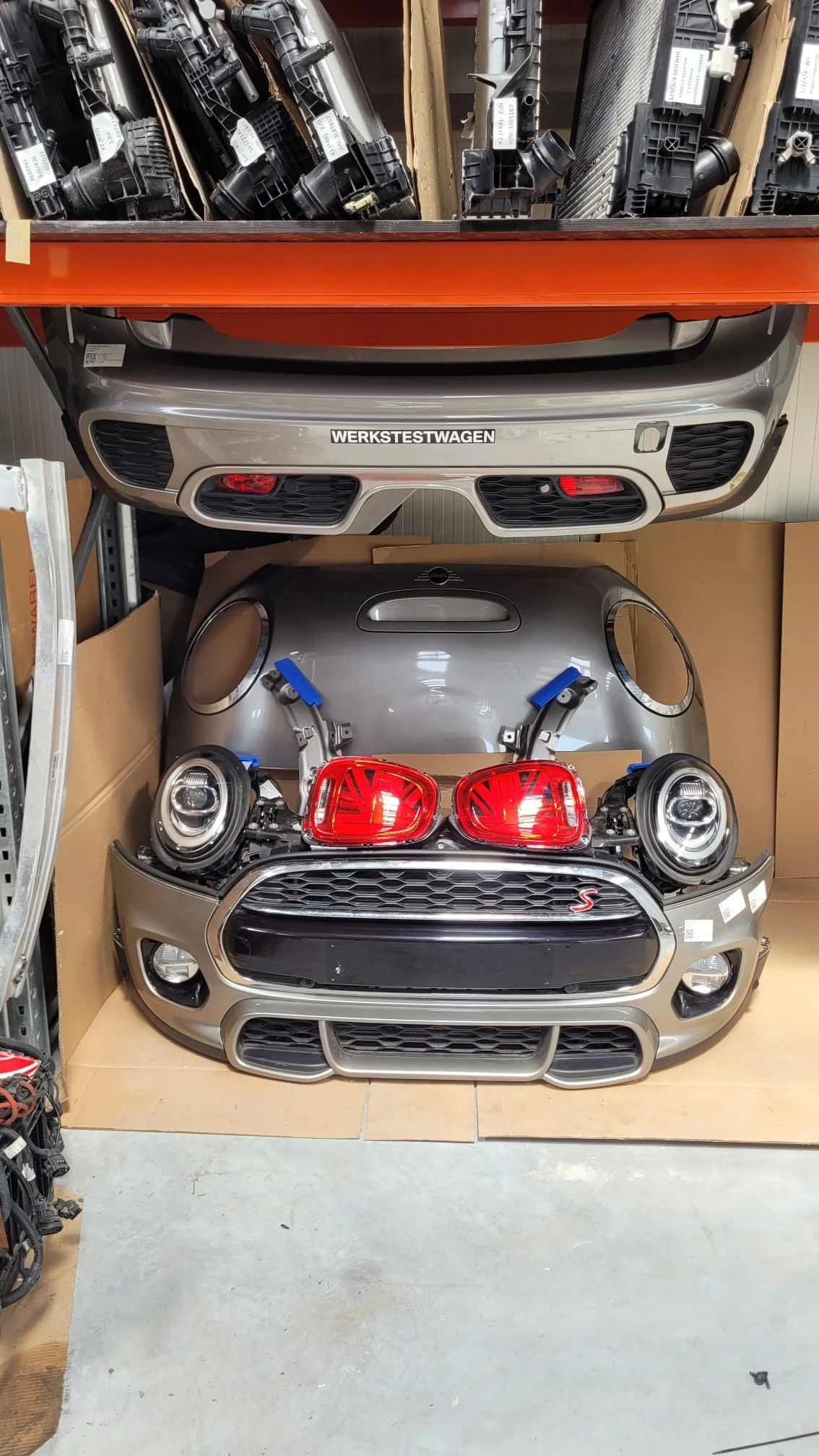 Mini Cooper F55/F56 LCI - изображение 2