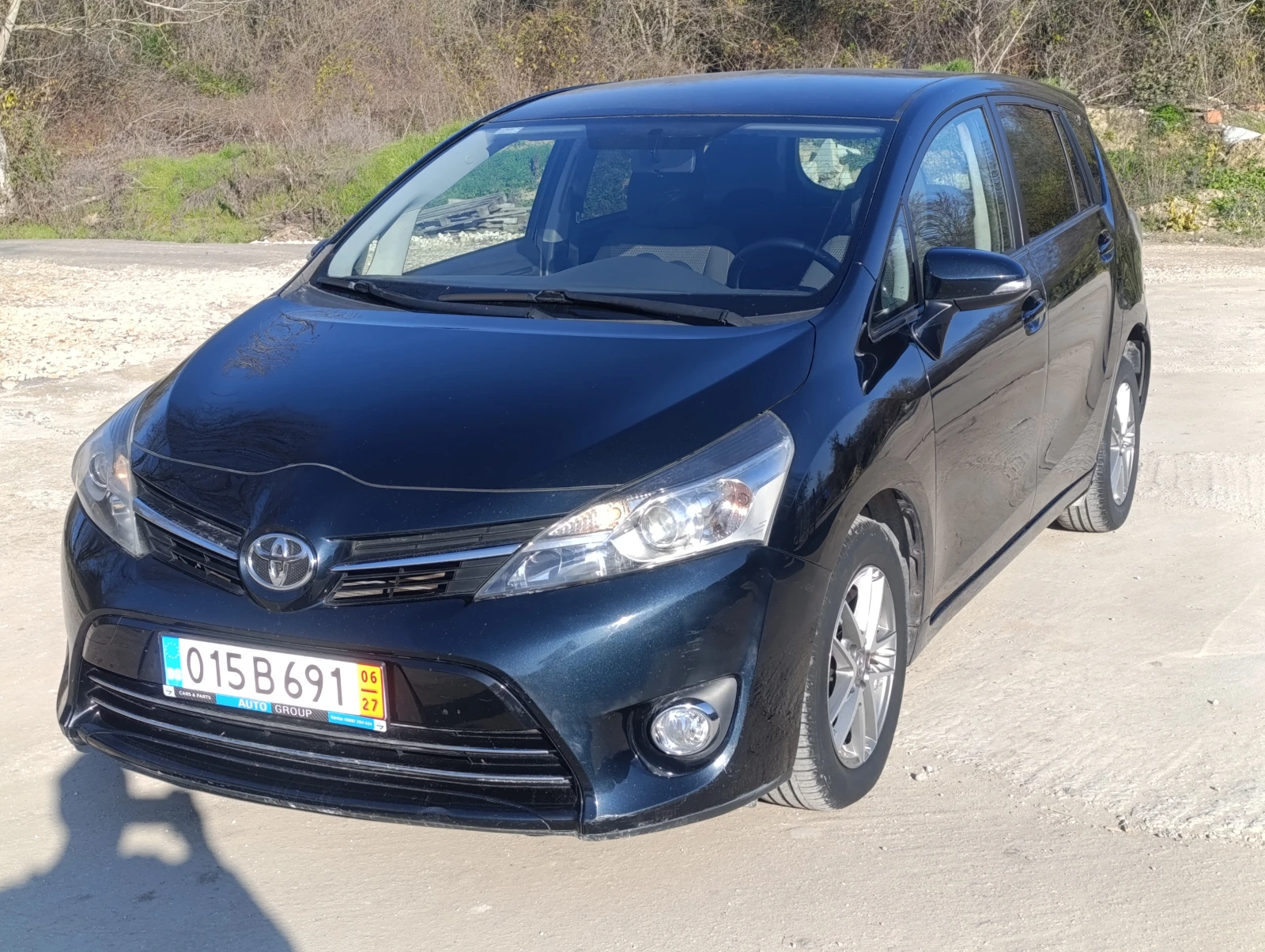 Toyota Verso 1, 6 D, снимка 2 - Автомобили и джипове - 50066842