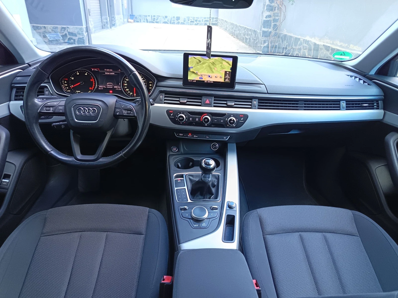 Audi A4 2.0 TDI 190 Ръчка - изображение 9