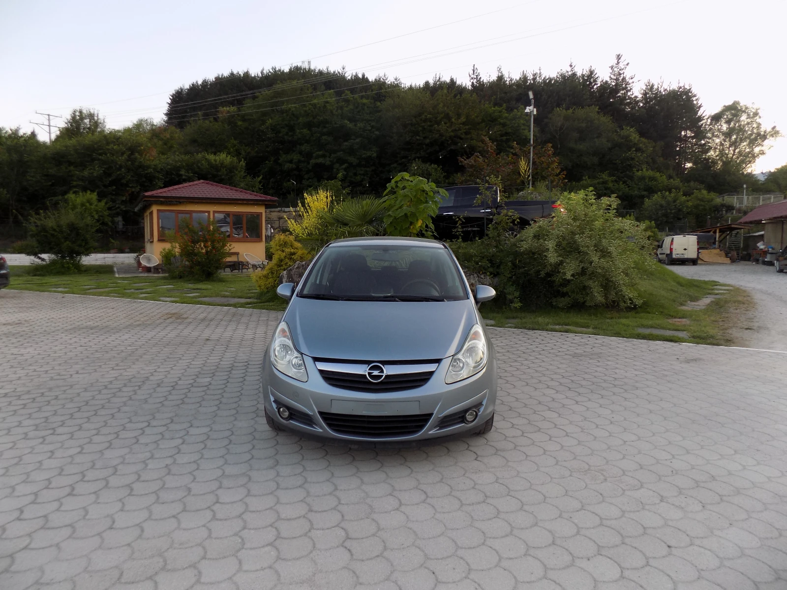 Opel Corsa  - изображение 2