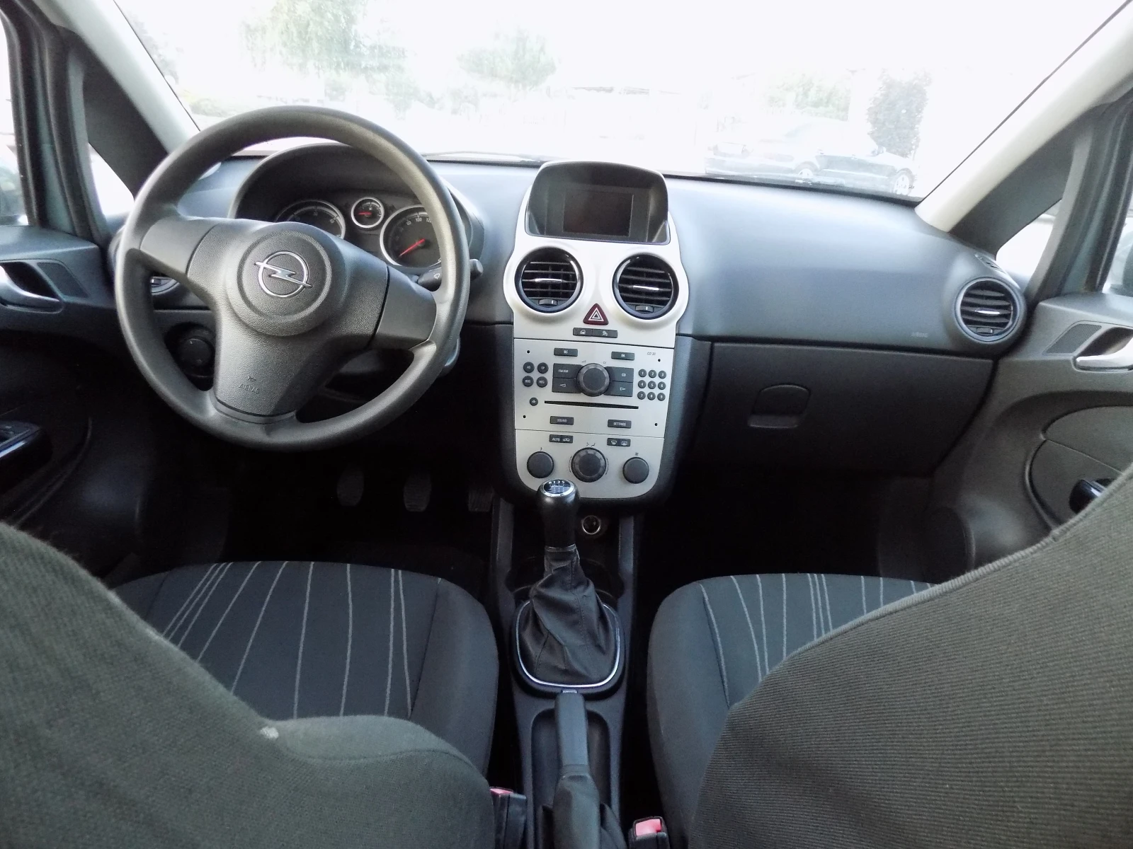 Opel Corsa  - изображение 8