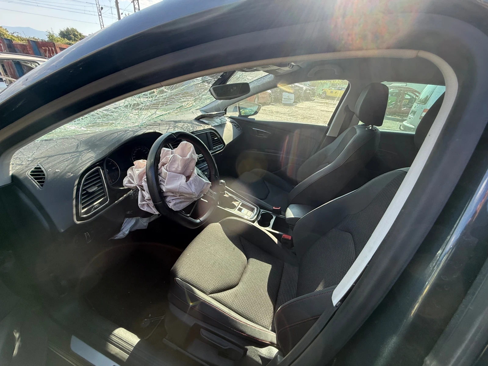 Seat Leon 1.5, 130 - изображение 8