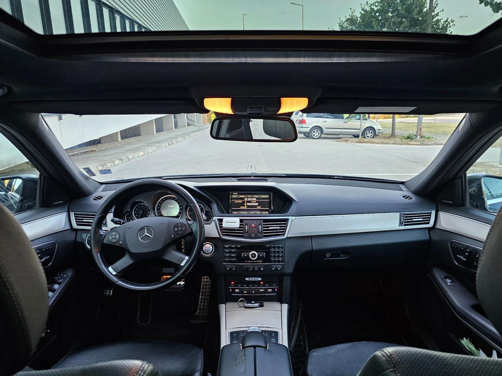 Mercedes-Benz E 350 AMG OPTIC DISTRONIC FULL 4-MATIC - изображение 9