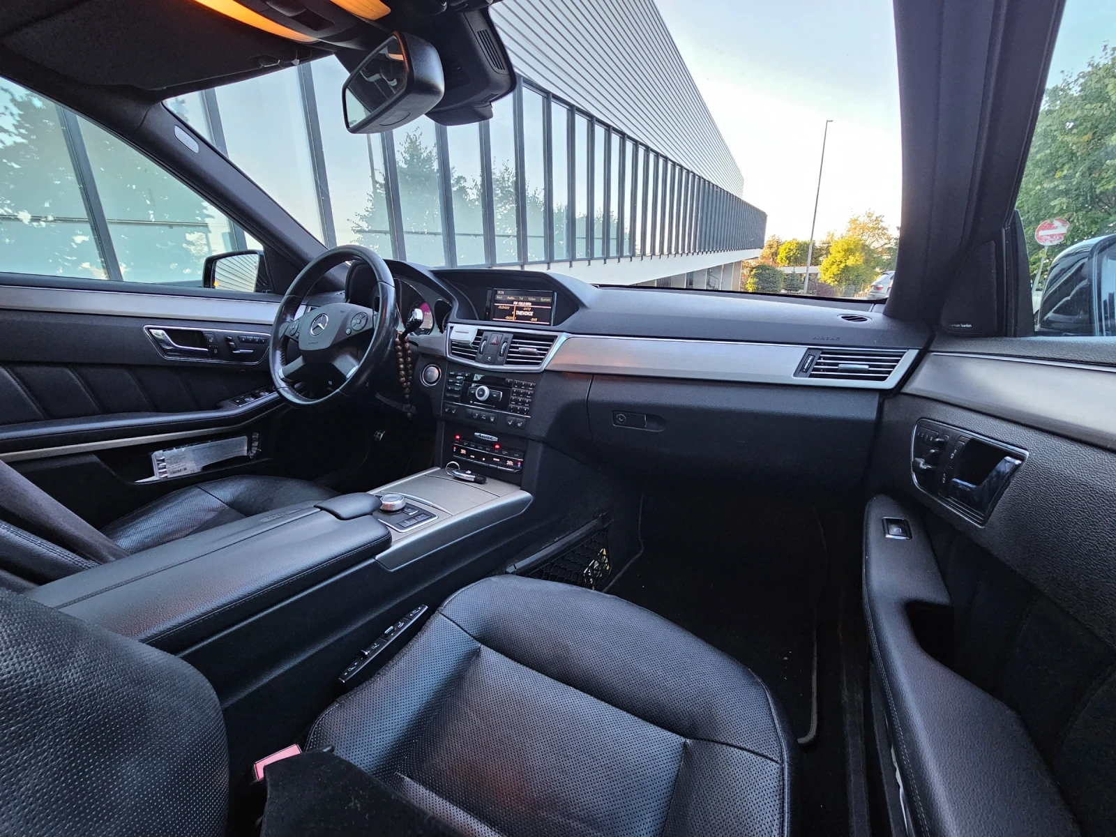 Mercedes-Benz E 350 AMG OPTIC DISTRONIC FULL 4-MATIC - изображение 10