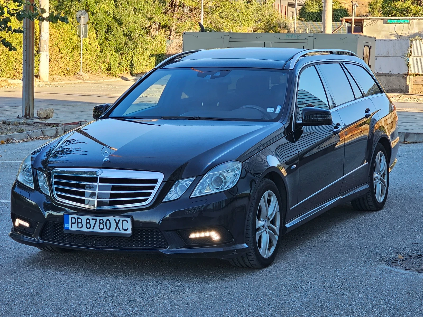 Mercedes-Benz E 350 AMG OPTIC DISTRONIC FULL 4-MATIC | Mobile.bg � ����������� 1