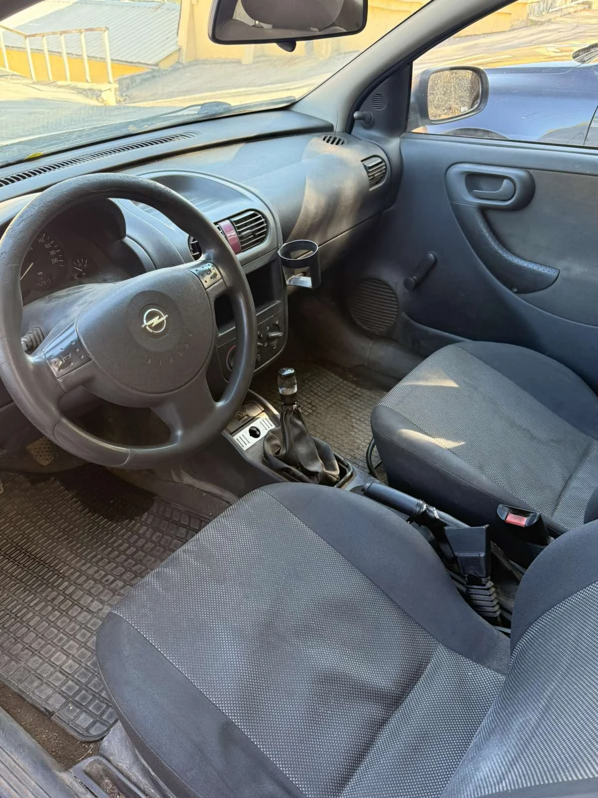 Opel Corsa  - изображение 7