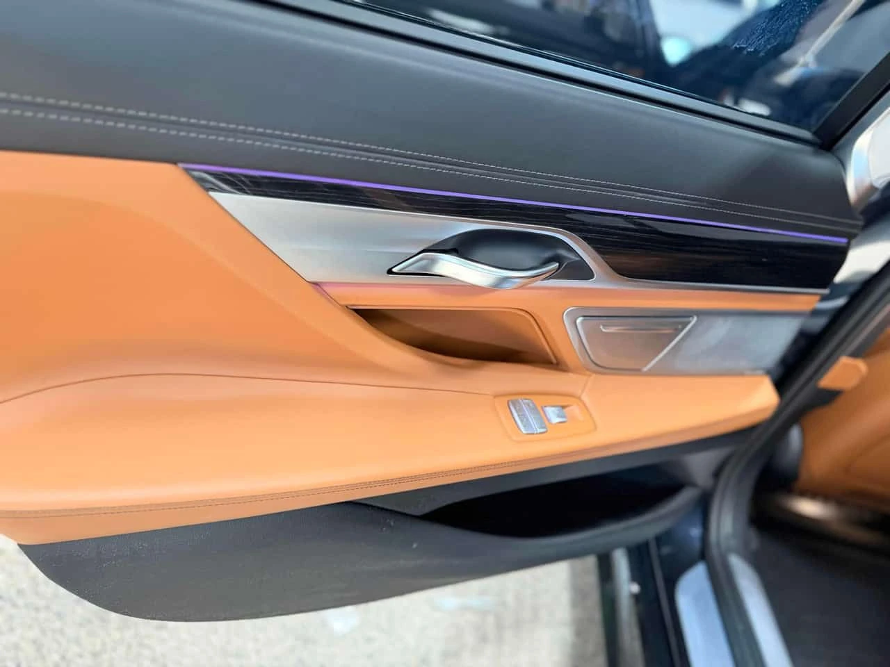 BMW 750 * xDrive * CARFAX * ��������� * BOWERS&WILKINS *  | Mobile.bg � ����������� 11