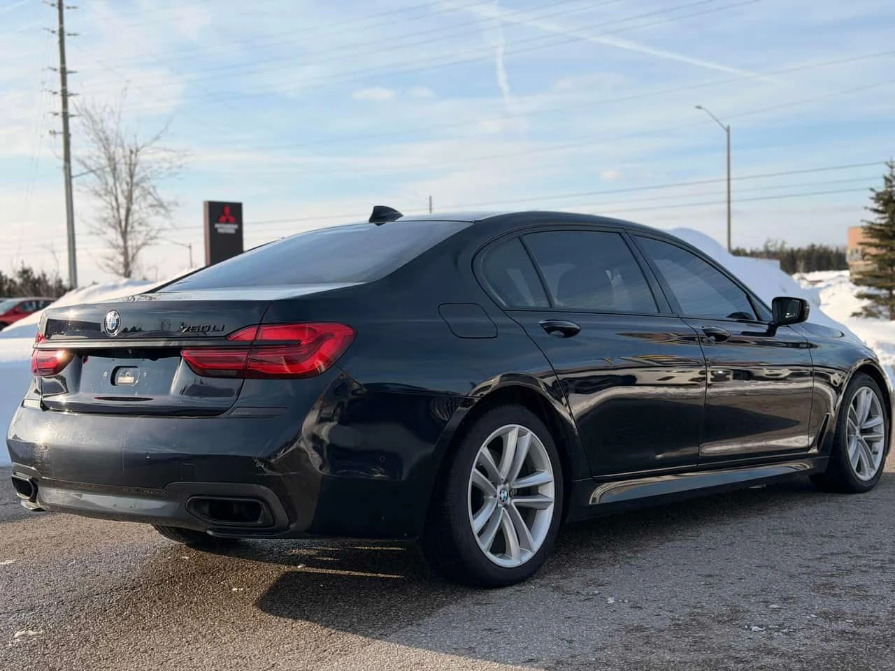 BMW 750 * xDrive * CARFAX * ОБДУХВАНЕ * BOWERS&WILKINS *  - изображение 3